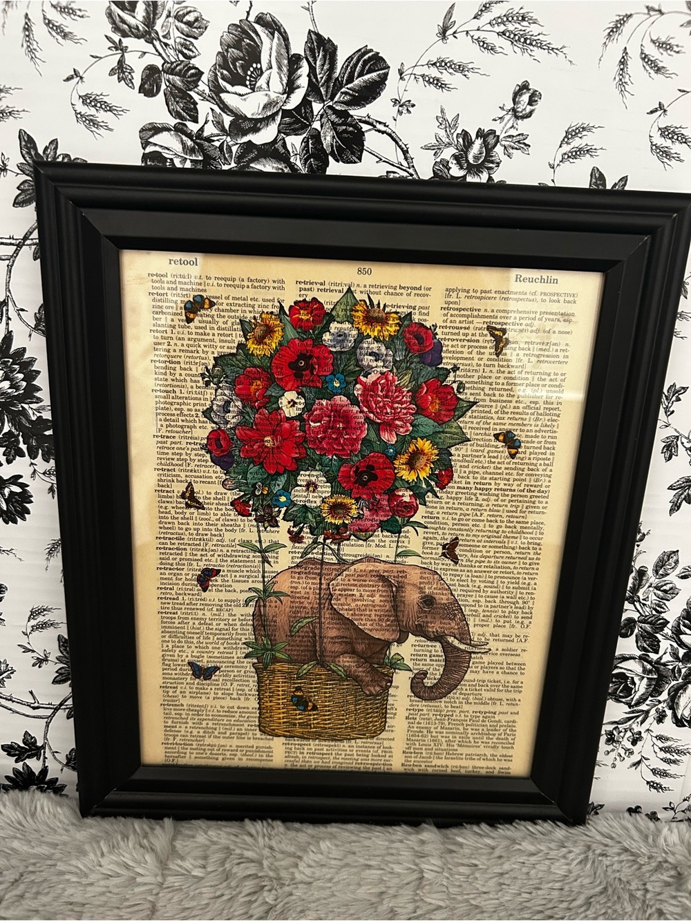 Vintage-Inspired Elephant Hot Air Print in Black Frame - Unbranded